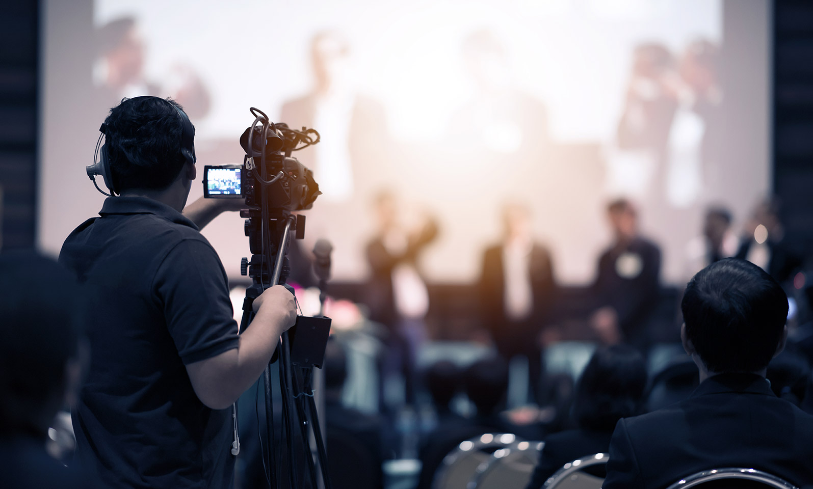 In diesem Bereich finden Sie unsere Videos
und Werbekampagnen, die auf SKY und
in anderen Medien ausgestrahlt werden.
