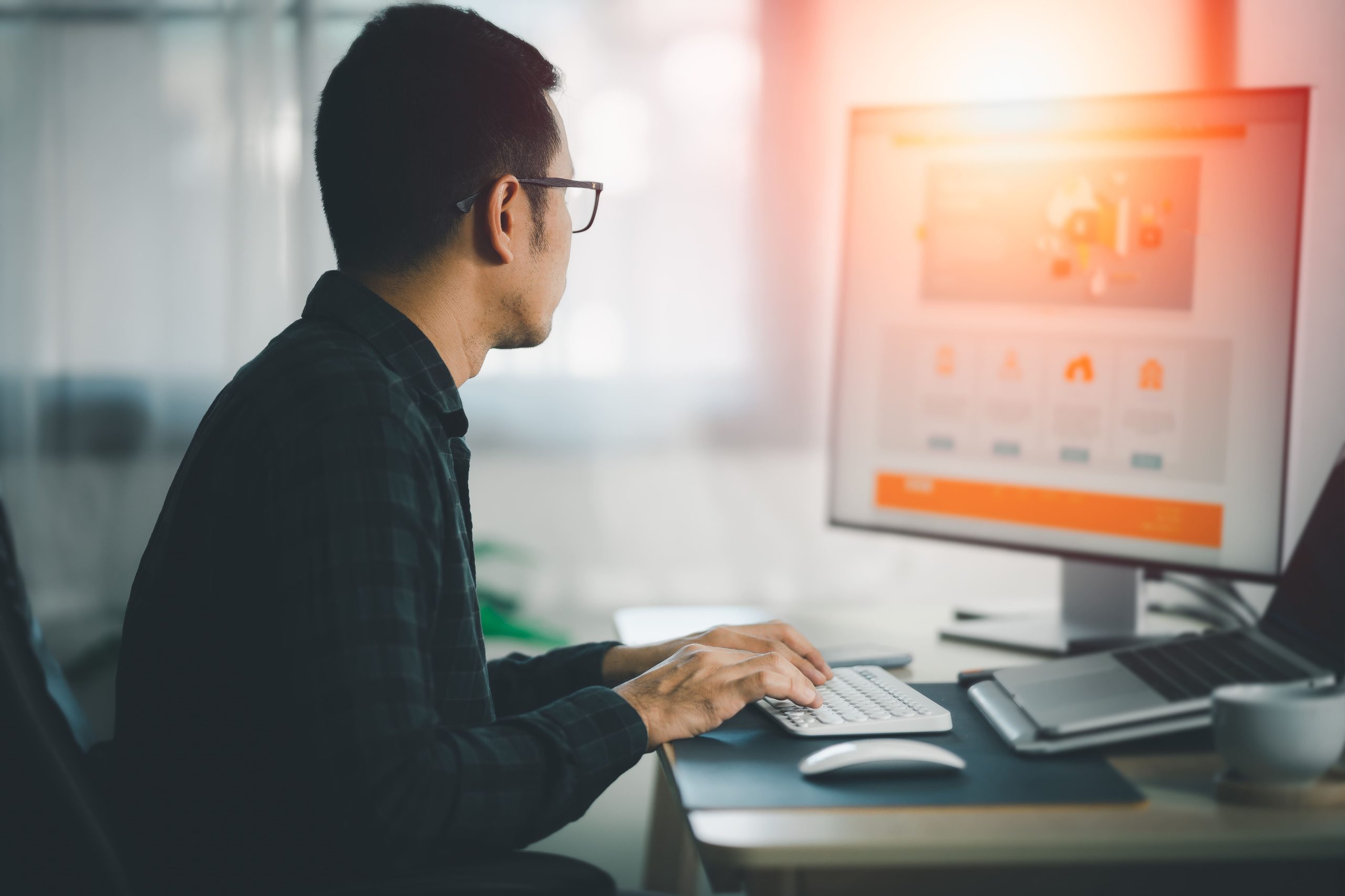 Today, customer expectations are very high. In order to meet them, every company must provide a service that is up to par at all the phases of the customer journey. And the web portal is a key piece that cannot be missed.
